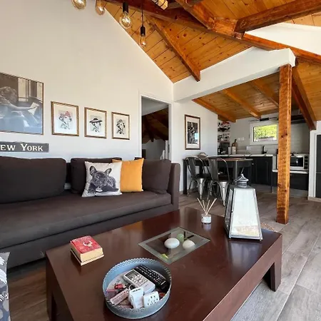 Casa de Férias Countryside Loft - Inachos Pasas