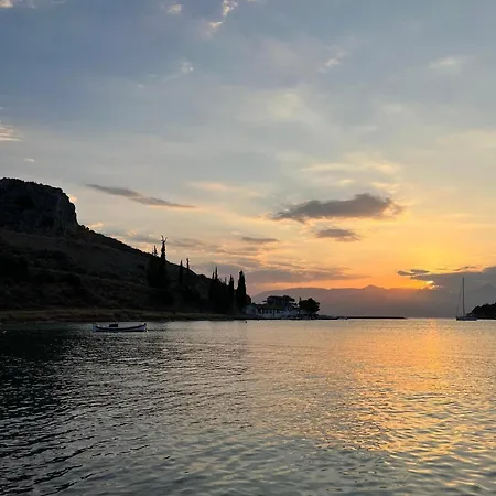 Countryside Loft - Inachos Pasas